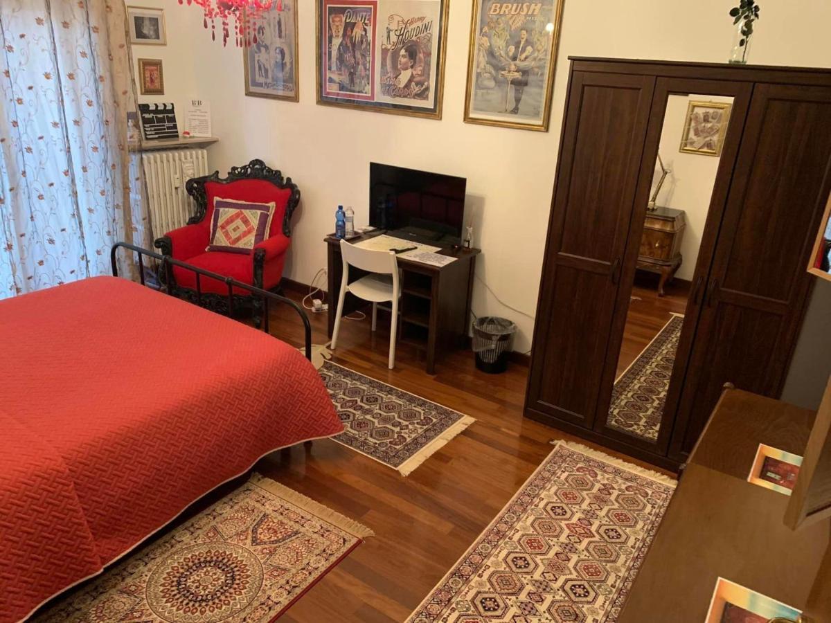 B&Bmagichouse Новара Екстериор снимка